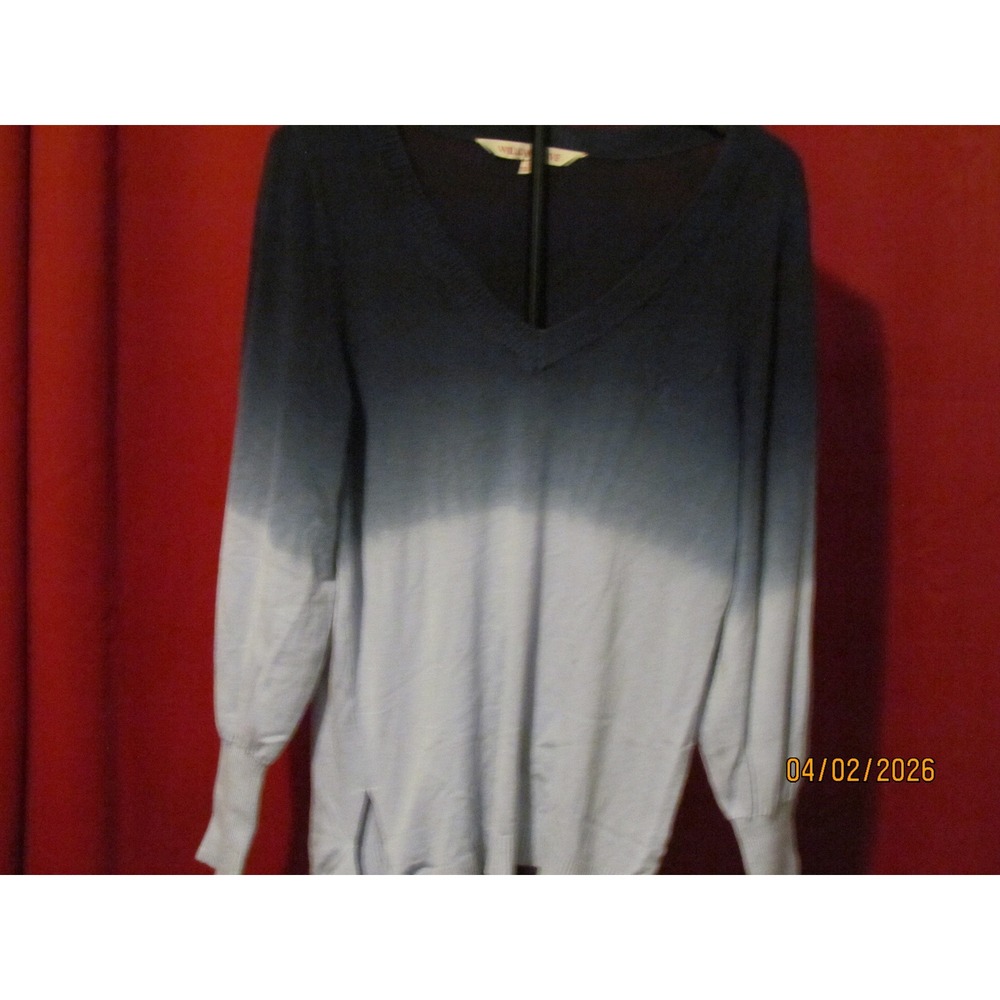 Willow Drive Ombre V-Neck Sweater Navy Light Blue Long Sleeve Pullover Wo6mens